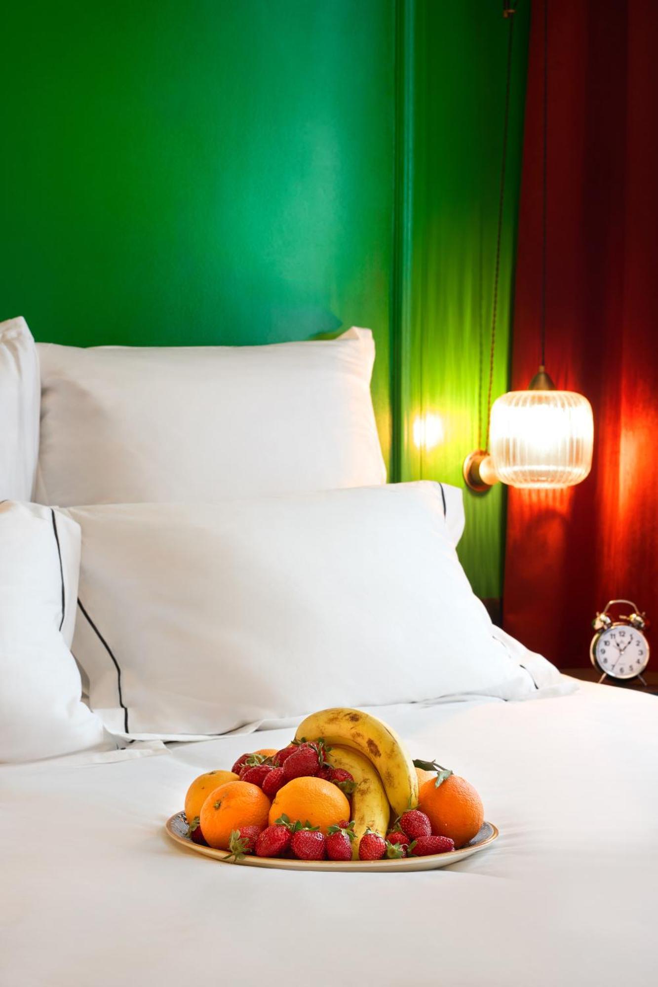 Soho Athinas 60 Hotel Athena Bagian luar foto
