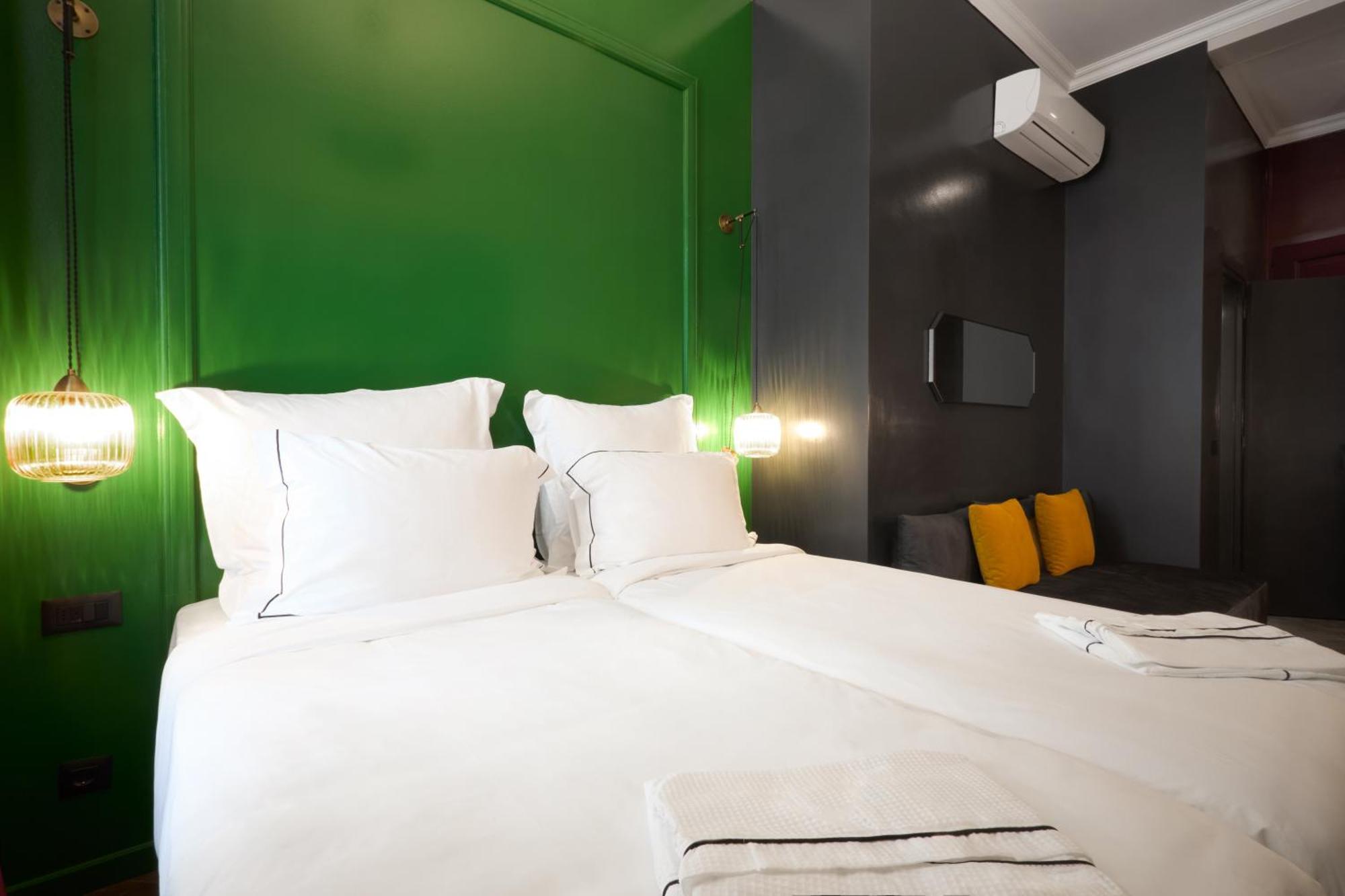 Soho Athinas 60 Hotel Athena Bagian luar foto
