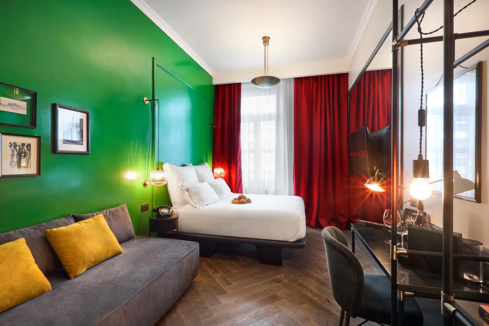 Soho Athinas 60 Hotel Athena Bagian luar foto
